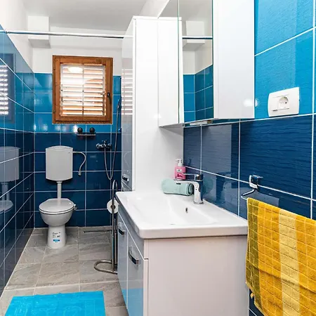 Awesome In With Kitchen *