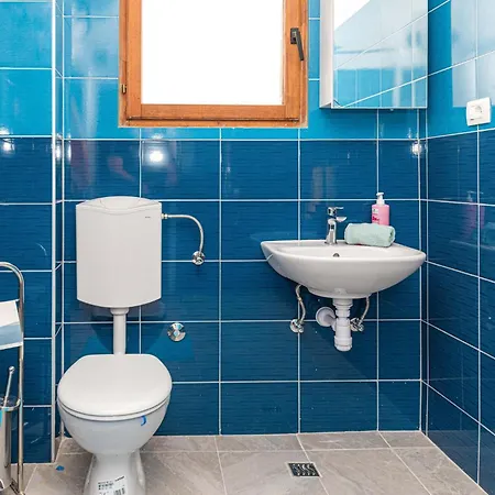 Lejlighed Cozy Apartment In Trogir With Wifi *